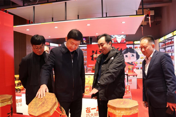 付凯军到工业企业走访调研