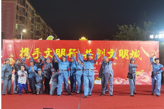 邵东市宋家塘街道：文艺演出进社区 同心共创文明城