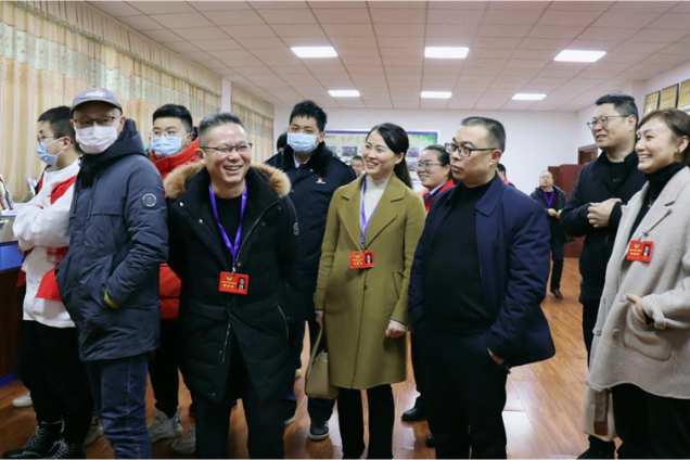 【爱我邵东 政协40年委员风采录】申腊萍：万般关切政协情 一片挚爱委员心