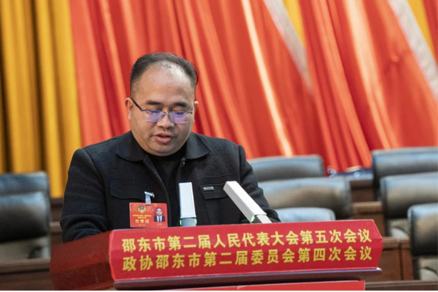 【爱我邵东 政协40年委员风采录】李赞：勇担社会责任 不忘医者初心