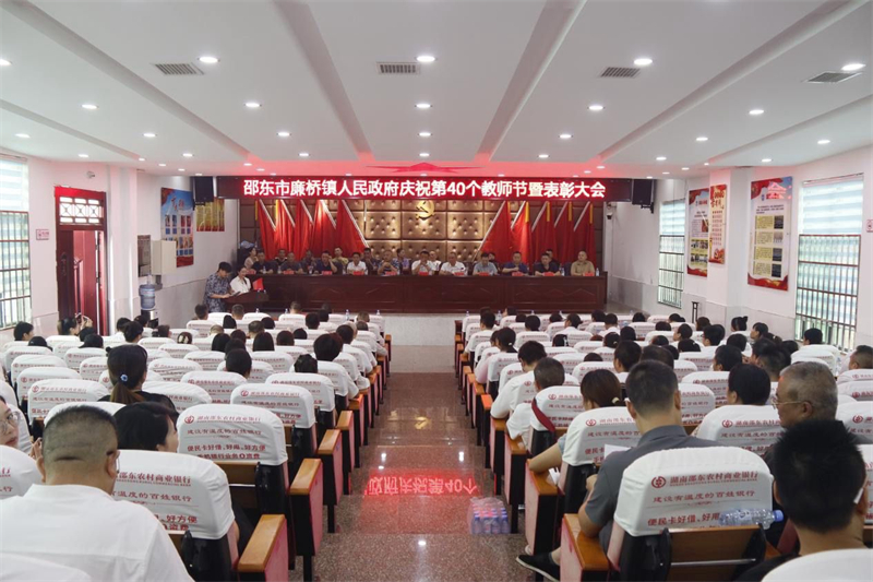 6AF8EB2C@777FB440.B214DC6600000000_recompress.jpg