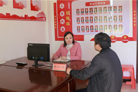 代表风采 | 赵雅琼：履职尽责显巾帼风采