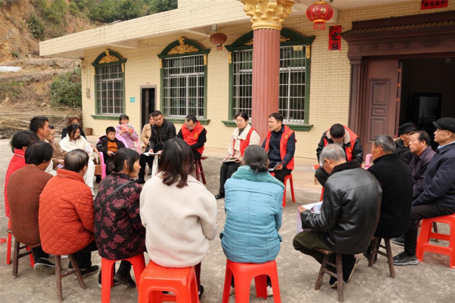 温暖进万家 | 邵东砂石镇：“敲门”问需暖民心 服务群众“零距离”