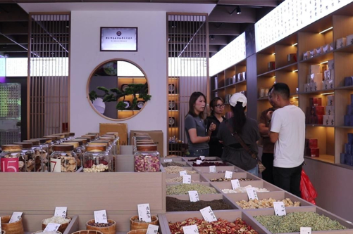 元来生物科技：与廉桥药博会共成长