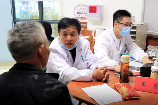 第三届湖南（廉桥）药博会名中医坐诊启动 35位专家送医到邵东