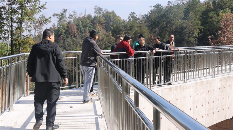 55325e867f09780c97b61fab7eafcf7a.jpg 55325e867f09780c97b61fab7eafcf7a.jpg