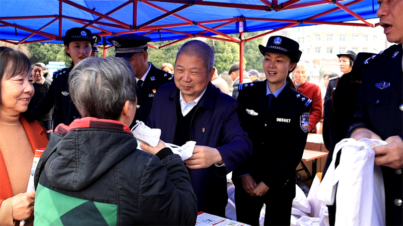 图片2.jpg 图片2.jpg