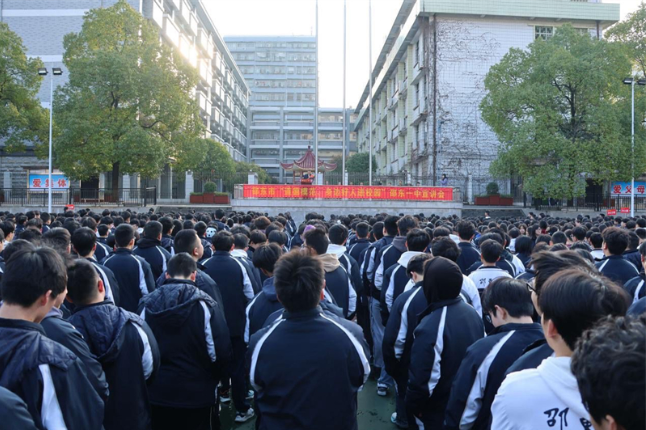 邵东：道德模范进校园 榜样力量引成长