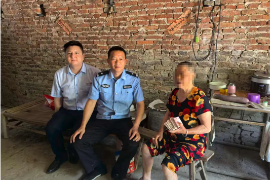 警银联动按下“止损键” 邵东公安成功劝阻止损6万元