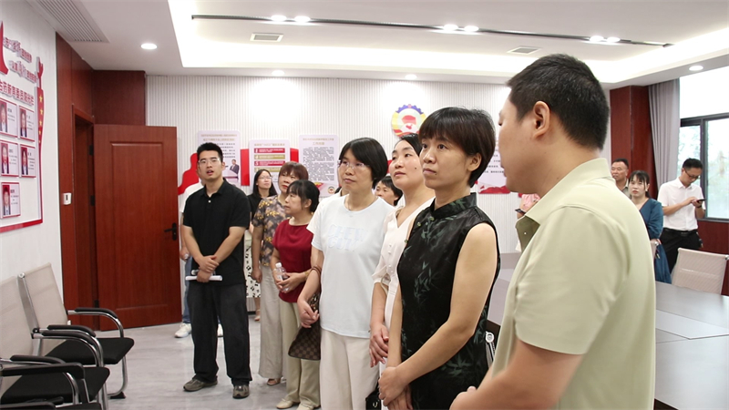 邵东市政协“古药新声”委员工作室挂牌并开展首次活动(图1)
