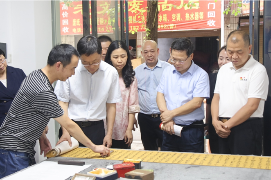 省委老干部局来邵东市调研离退休干部党建及银发人才工作