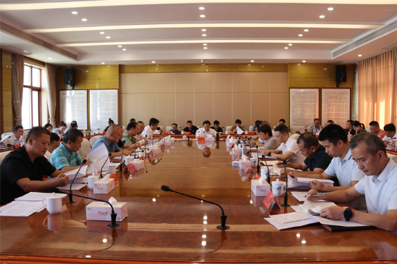 邵东市委理论学习中心组（扩大）举行2025年第十一次集体学习