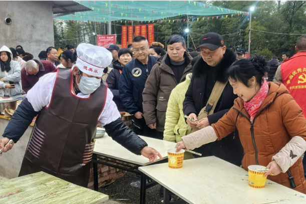 邵东市灵官殿镇思远村：举办“爱我邵东 情暖思远”民俗文化活动