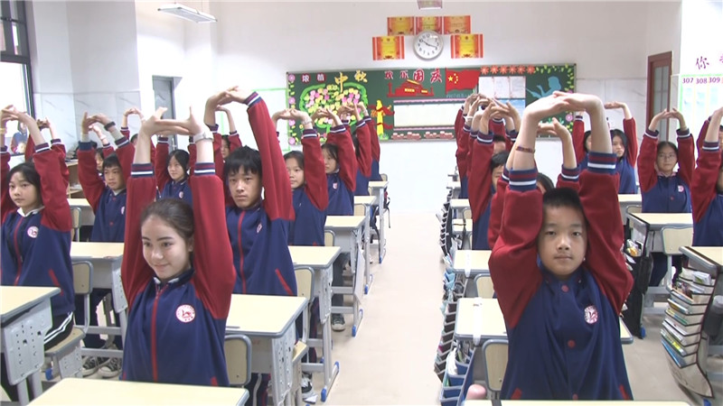 鹤城区2020年中小学生“三独”比赛开赛.mp4_20201014_163711.783.jpg