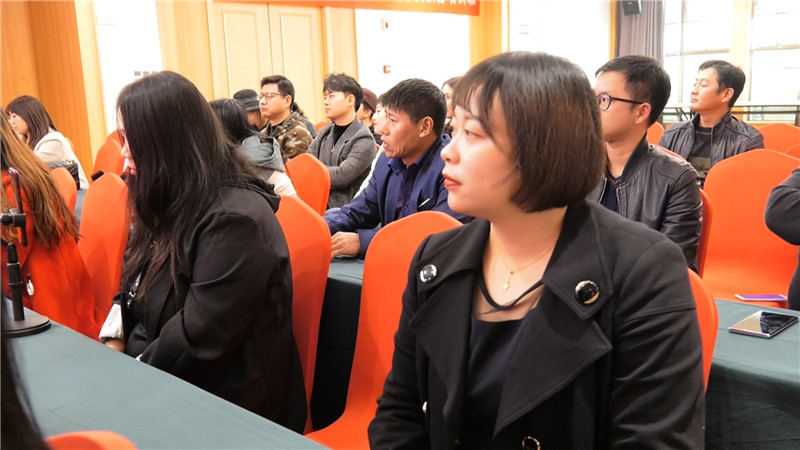 带货直播.mp4_20201020_181446.654.jpg