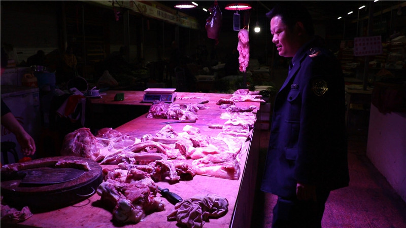 毛克文 查白板肉.mp4_20200930_165227.308.jpg