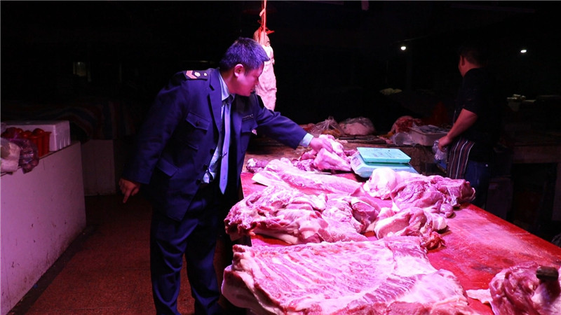 毛克文 查白板肉.mp4_20200930_165241.378.jpg