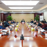 鹤城区召开划地村民安置区建设推进会