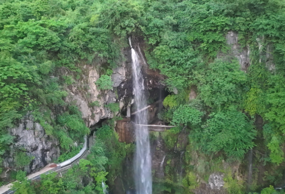 【福地怀化•浪漫季｜大美怀化】鹤城区：龙口瀑布美如画