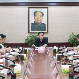 鹤城区教育工作座谈会召开