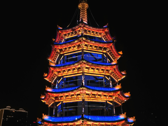 【福地怀化·康养季】鹤鸣洲：夜色璀璨迎旅发大会