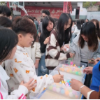 鹤城区:趣味禁毒宣传进校园 筑牢青春无毒防线