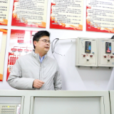 郑明明督导检查安全生产工作