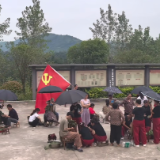 粽香迎大端午 邻里聚温情白马村开展端午包粽子比赛