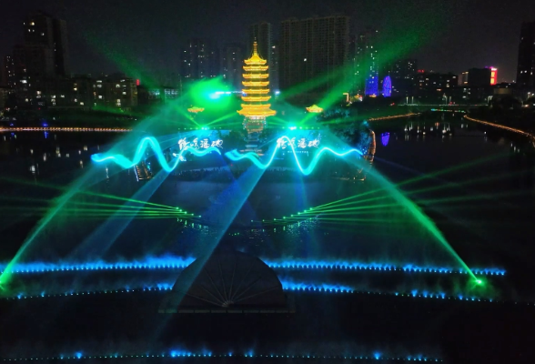鹤城：文旅商圈同发力 夜间经济持续升温
