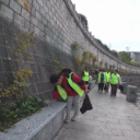 怀化市阳光公益志愿力量暖寒冬  太平溪畔护河不停歇