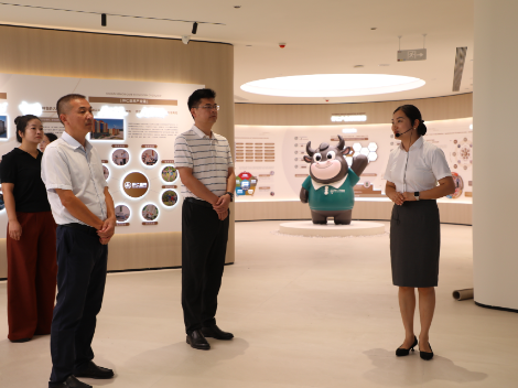 郑明明开展“送解优”助企纾困行动暨调研省旅发大会重点项目建设