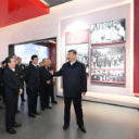 习近平参观新疆维吾尔自治区成立70周年主题成就展