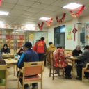 心街坊社区:粥香暖腊八 邻里聚情长