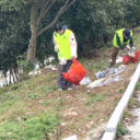 寒冬暖溪畔  “河小青”寒假净护母亲河