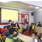 鹤城区：“暖心课堂”破解新就业群体子女“看护难”