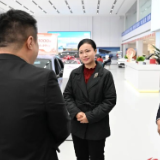 韦朝晖在鹤城区调研