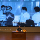纪念长征胜利90周年 国防教育宣讲走进怀化市一中  战斗英雄史光柱倾情授课