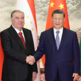 习近平同塔吉克斯坦总统拉赫蒙会谈
