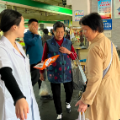 城北宝家山社区卫生服务站联合茅谷冲社区开展禁止采摘食用野生蘑菇宣传