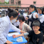 红星街道第二社区卫生服务中心开展“健康进校园”活动