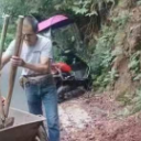 怀北路社区：“三长”雨中坚守   及时发现中坡山小路小滑坡