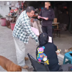 芷江路社区：巡查处置露天焚烧隐患