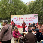敬老康乐活动走进中坡社区
