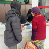 河西街道金穗社区：社区民警齐携手 温情助力寻亲人