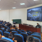 怀化交警国际陆港支队走进河西小学 开展交通安全知识讲座