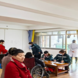 坨院学院岭社区卫生服务站开展免费体检活动