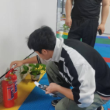 坨院街道军民社区开展消防安全隐患排查 织密基层安全防护网