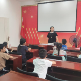 德善社区儿童之家开展语言公益课堂