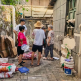 茅谷冲社区开展蚊虫孳生地整治行动
