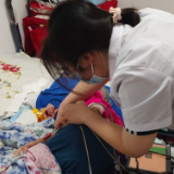 坨院学院岭社区卫生服务站:上门服务暖人心 居家诊疗护安康